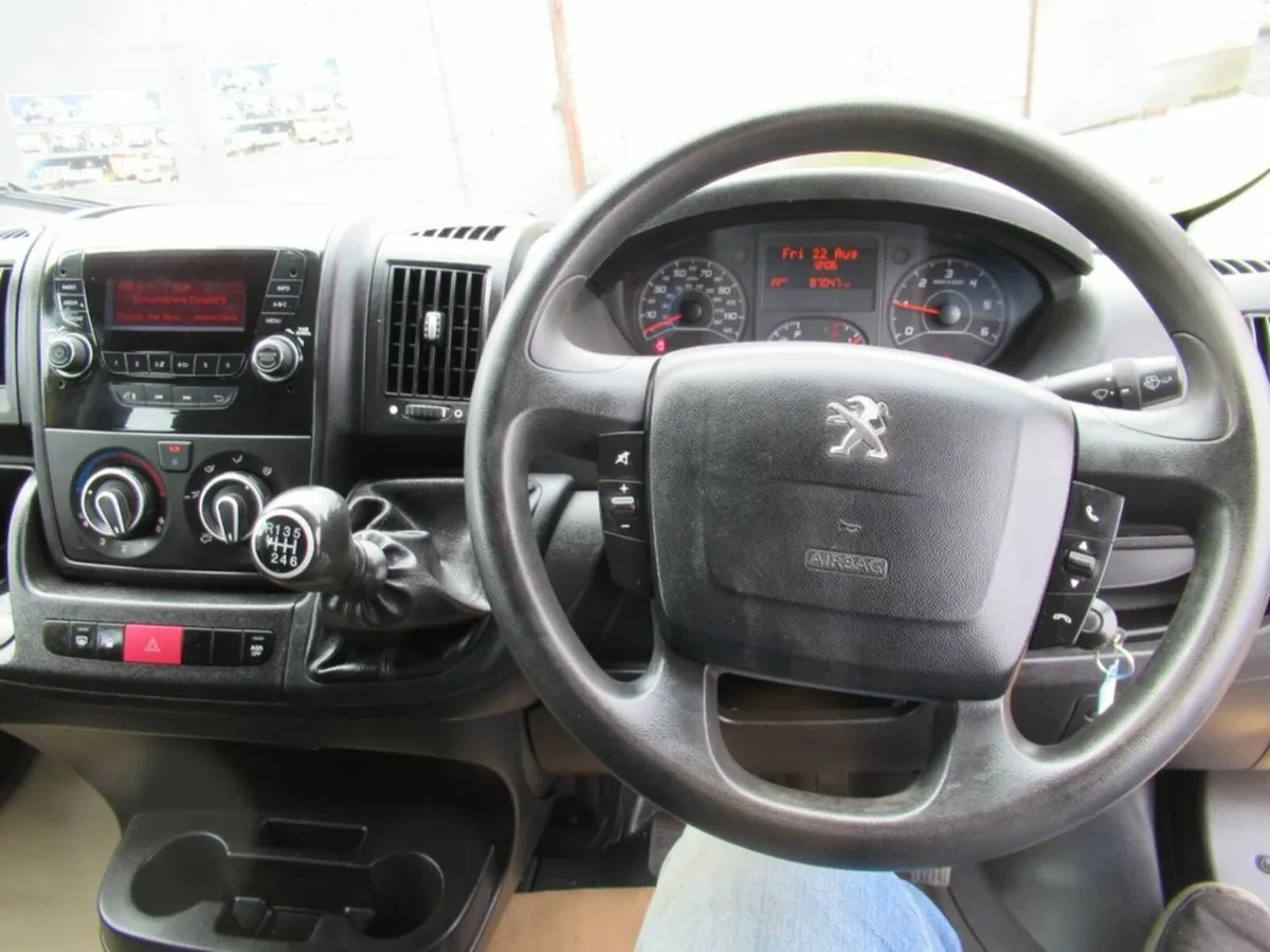 BLUEHDI DROPSIDE 335 7 SEATER CREW CAB L3 - Image 4