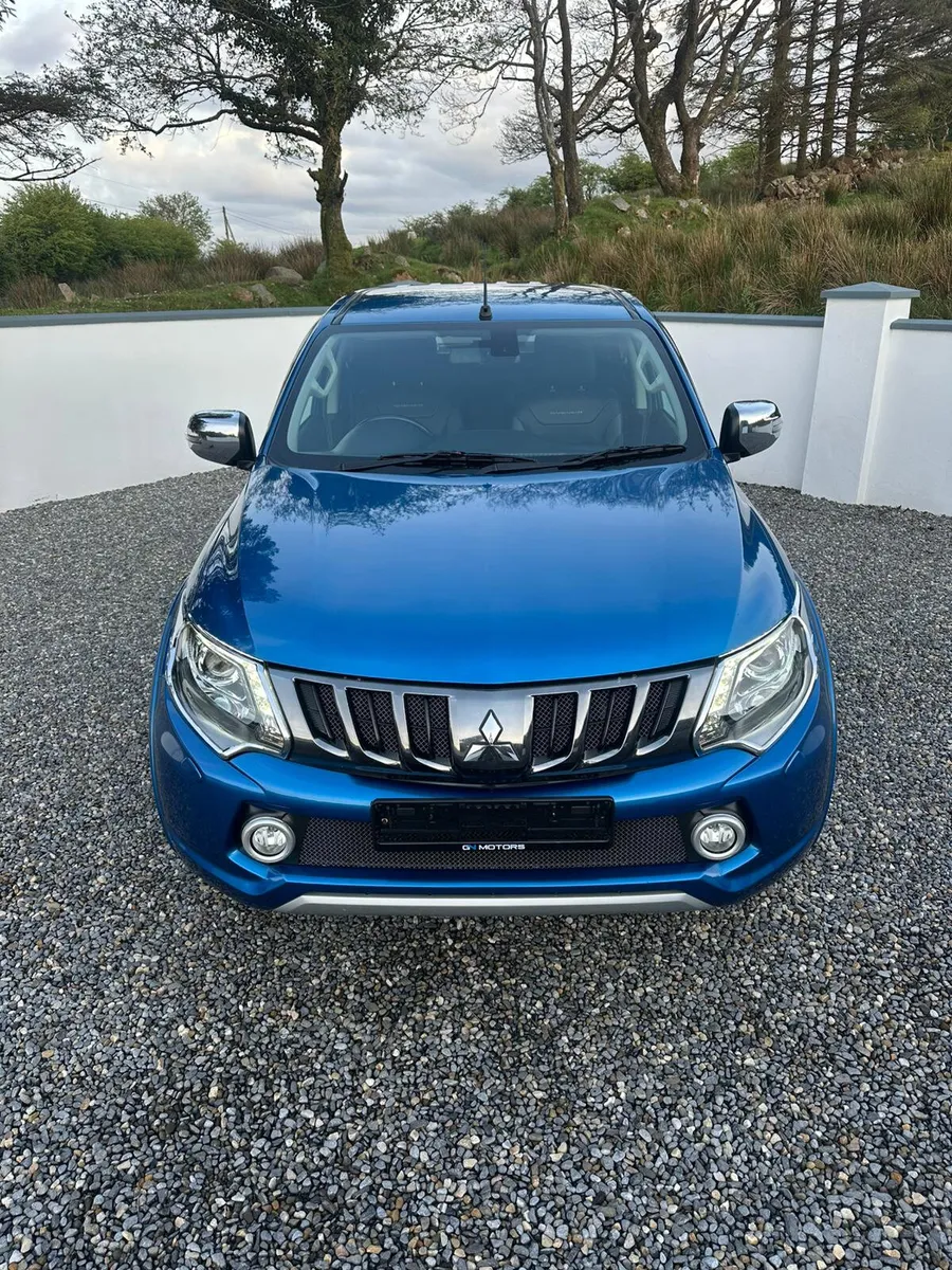 2017 Mitsubishi L200 Barbarian No Vat - Image 2