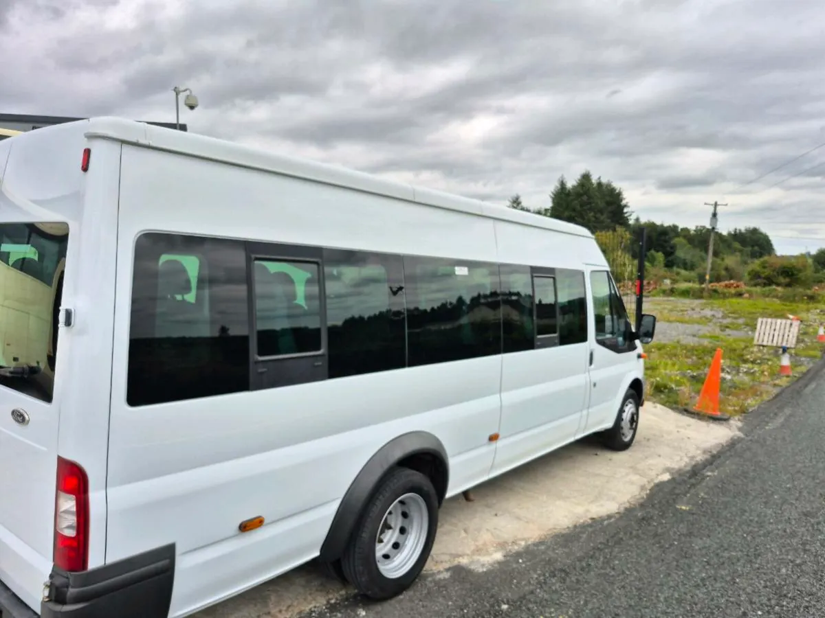Ford Transit - Image 4