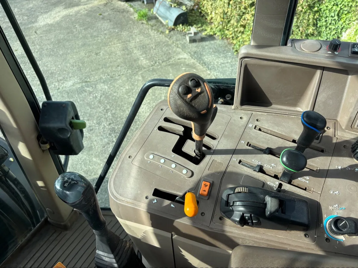 08,JOHN DEERE 6230 c/w Q45 Loader - Image 3