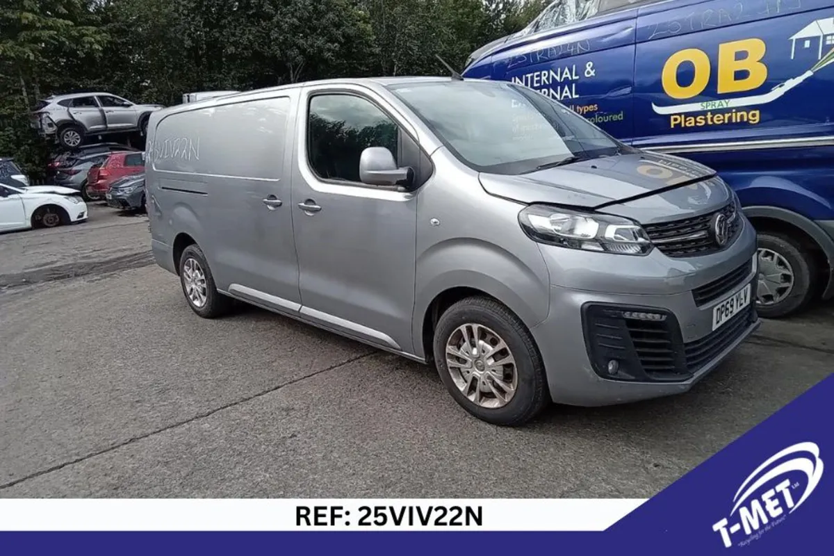 2019 VAUXHALL VIVARO BREAKING FOR PARTS - Image 3