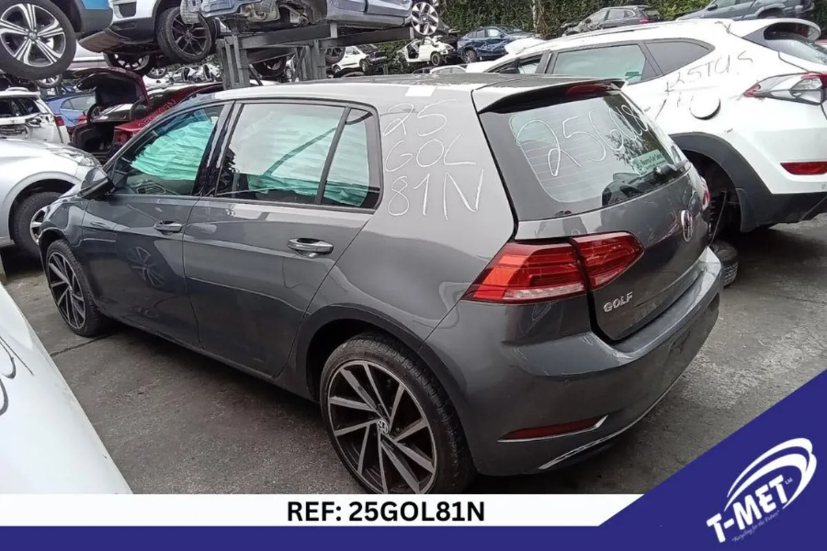 2017 VOLKSWAGEN GOLF BREAKING FOR PARTS - Image 4