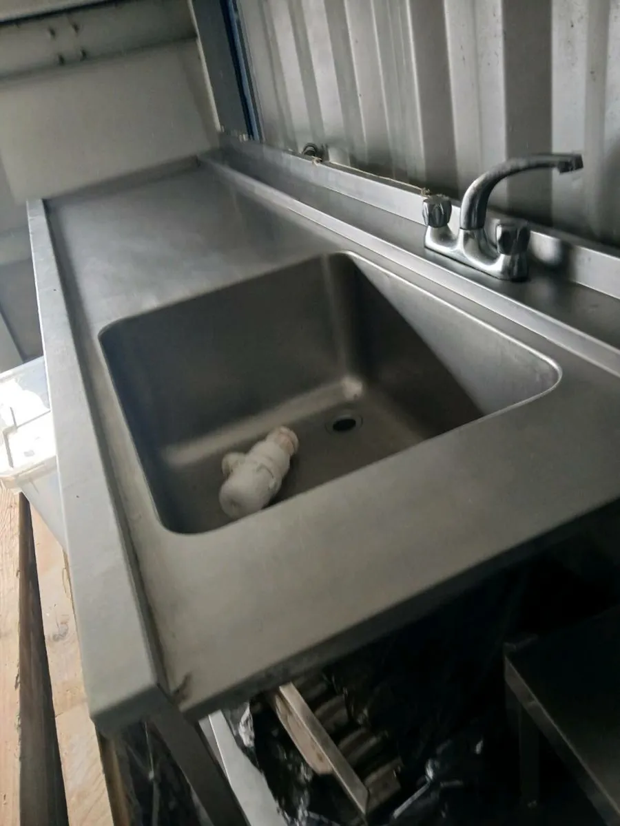 Restaurant contents - Image 4