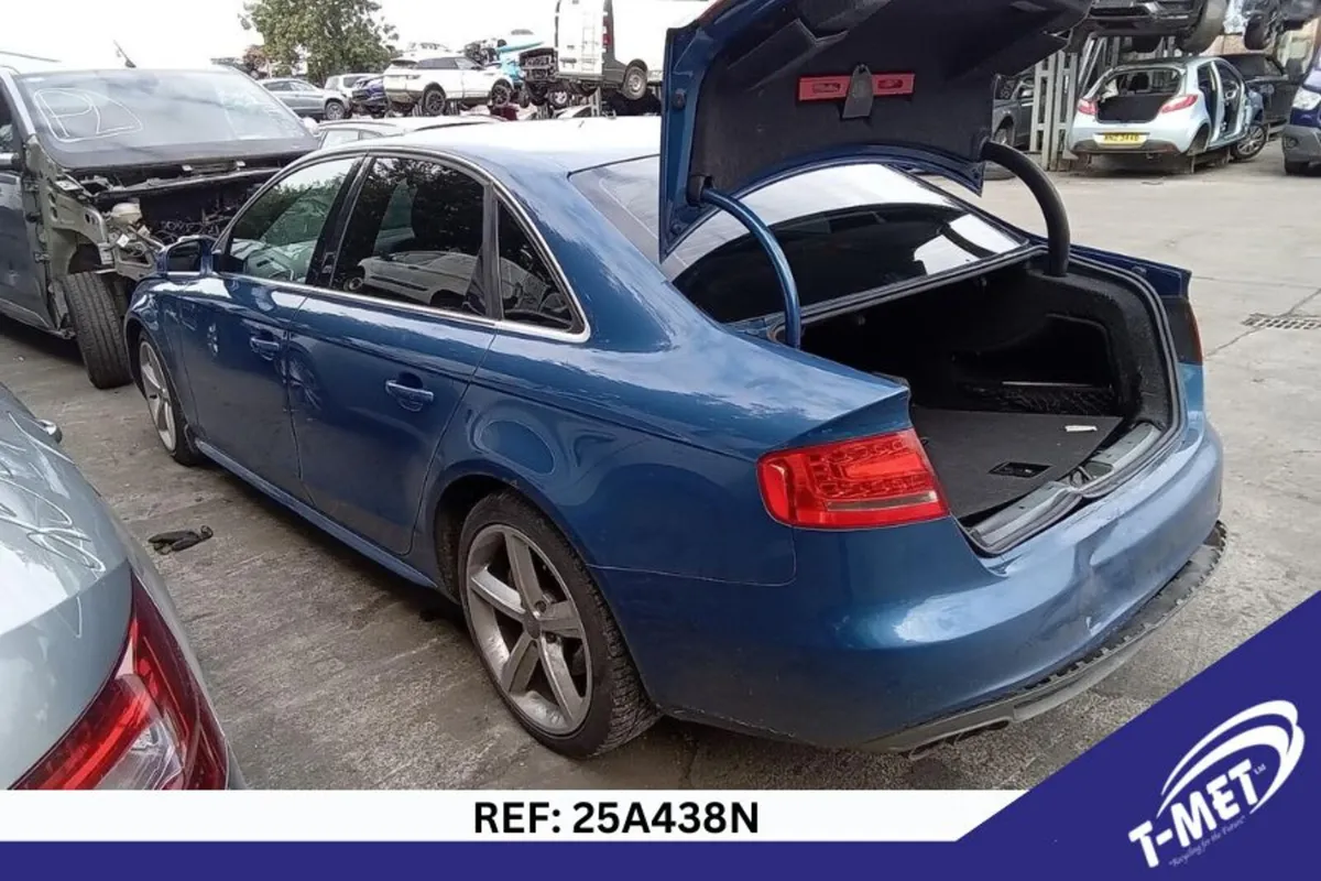 2010 AUDI A4 BREAKING FOR PARTS - Image 3