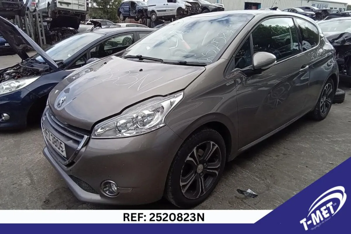 2013 PEUGEOT BREAKING FOR PARTS - Image 3