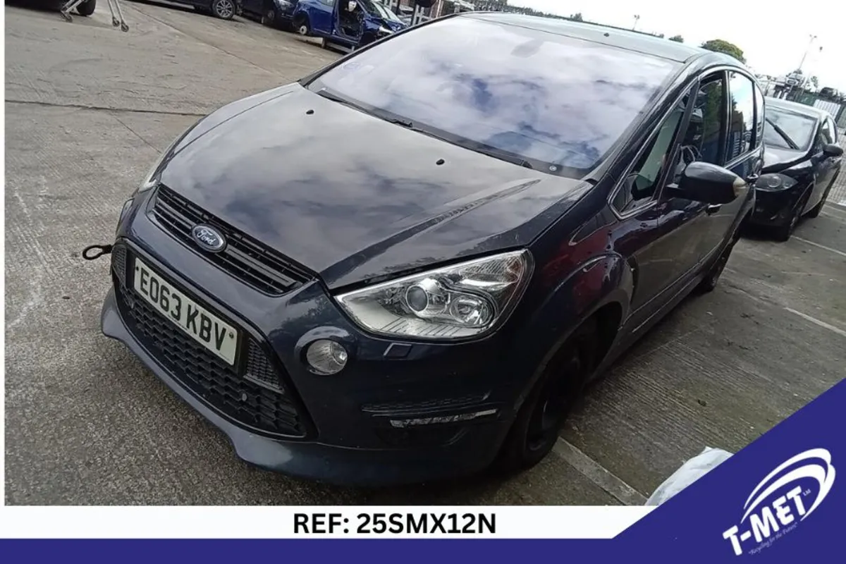 2013 FORD S-MAX BREAKING FOR PARTS - Image 3