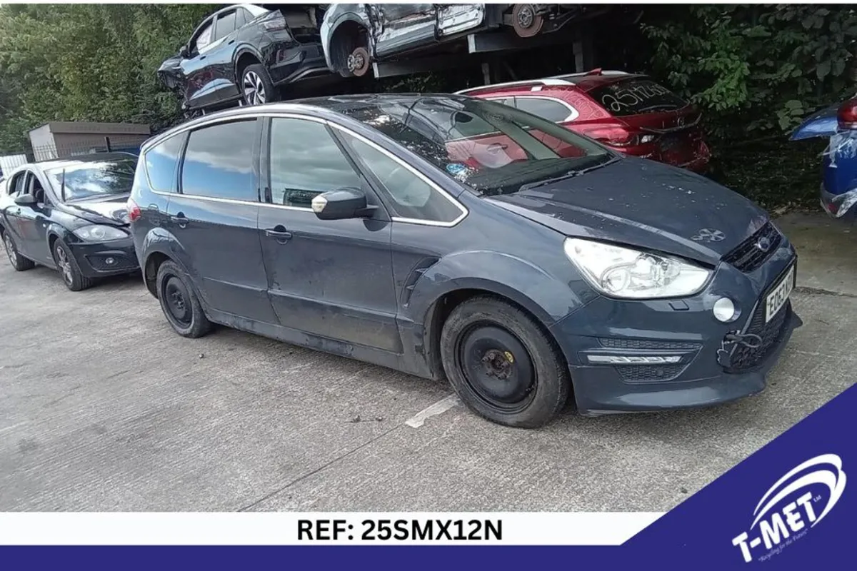 2013 FORD S-MAX BREAKING FOR PARTS - Image 1