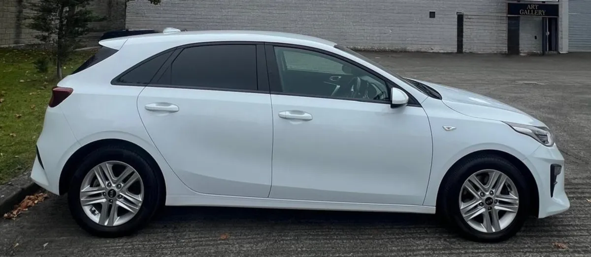 2021 Kia Ceed Commercial Carvan - Image 4