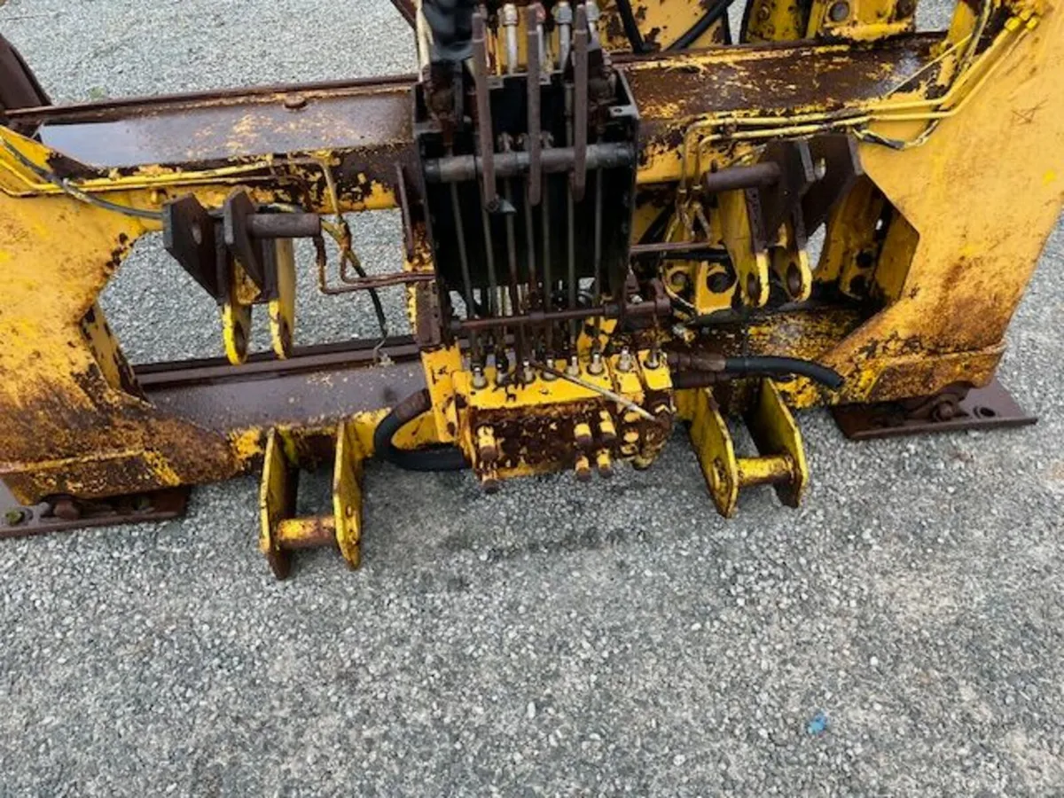 MF 50B BACKACTOR - Image 3