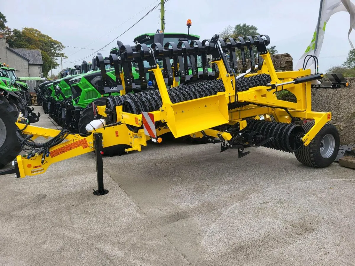 New Bednar Galaxy 8.3mtr Ring Roller - Image 1