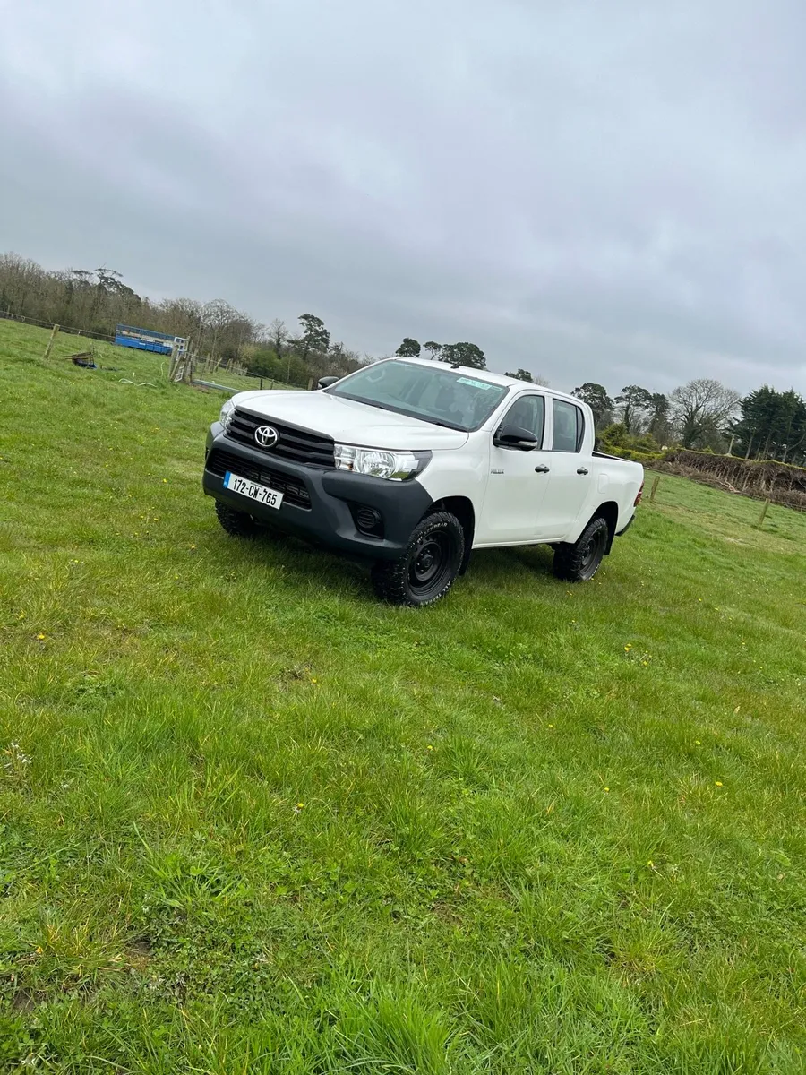 Toyota Hilux - Image 4