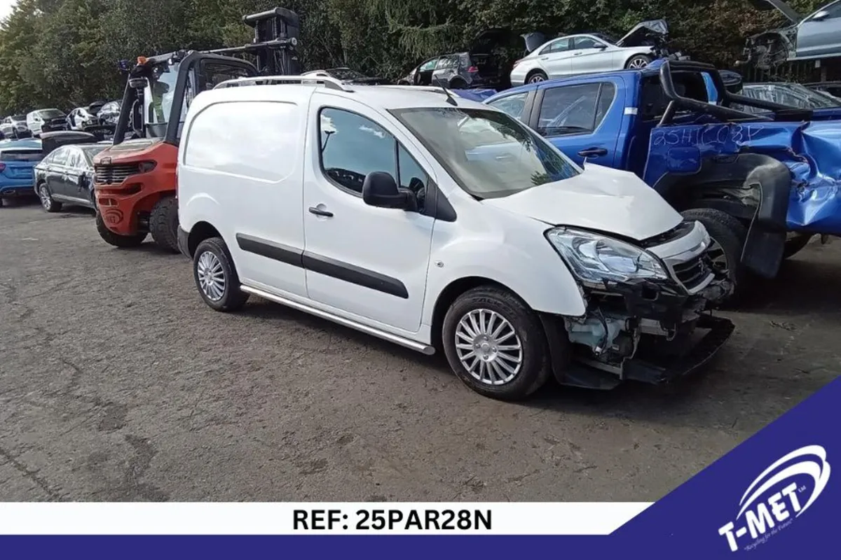 2016 PEUGEOT PARTNER BREAKING FOR PARTS - Image 4