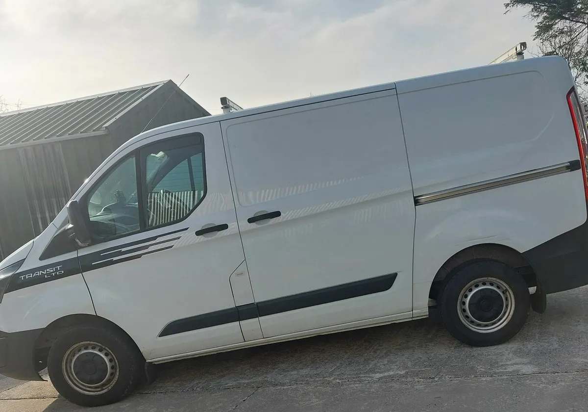 Ford Transit 2018 - Image 1