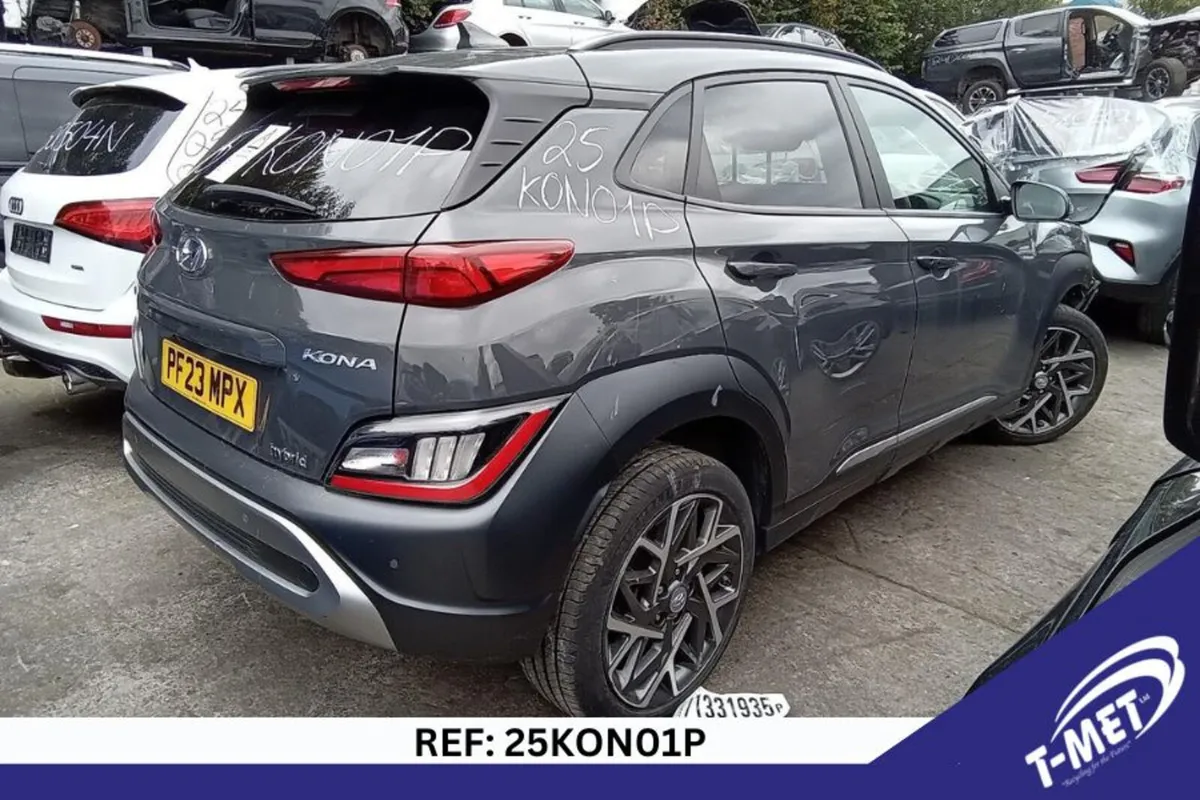 2023 HYUNDAI KONA BREAKING FOR PARTS - Image 1