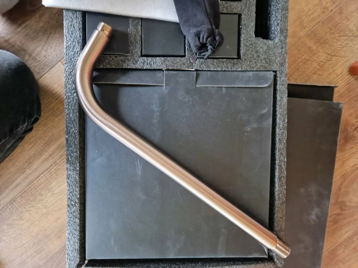 Brushed Bronze Shower - Image 3