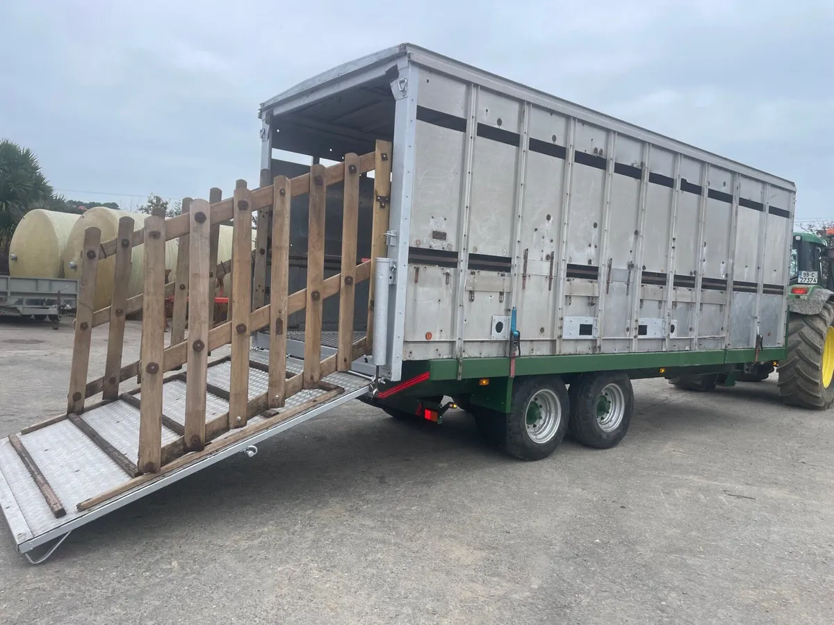 22 Ft Livestock / Bale Trailer - Image 2