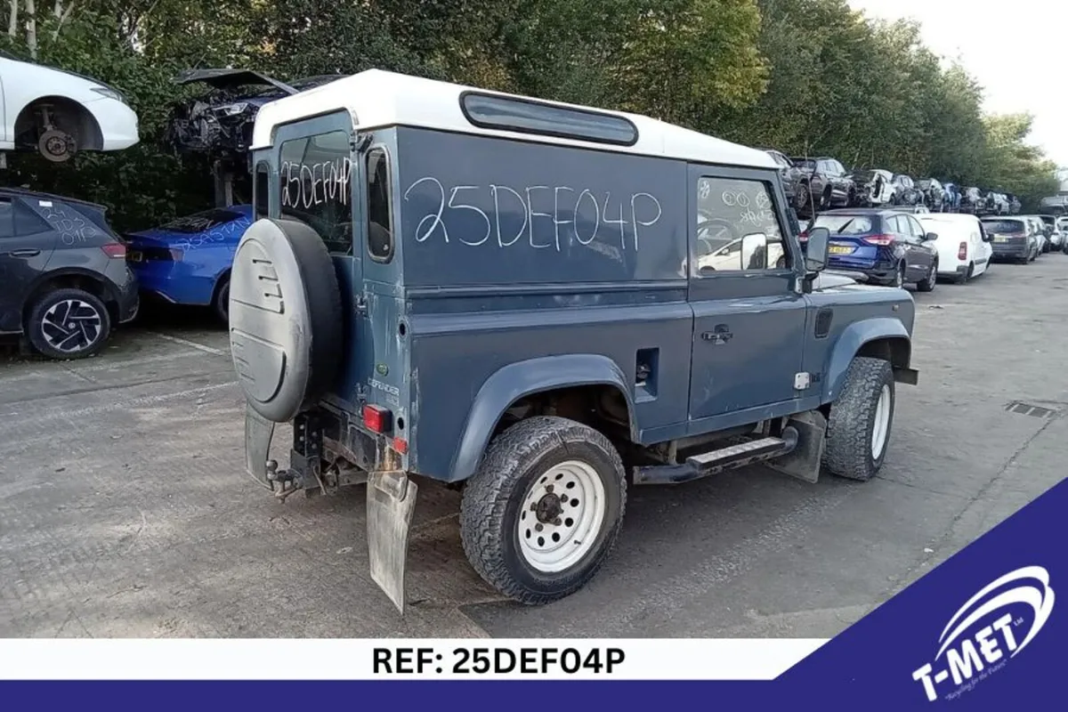 1998 LAND ROVER DEFENDER BREAKING FOR PARTS - Image 4