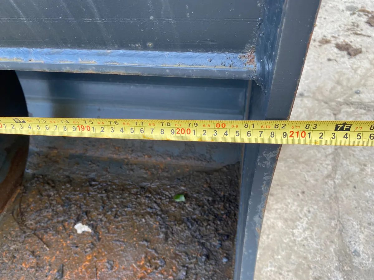 Titus Grading Bucket 2090mm - Image 4