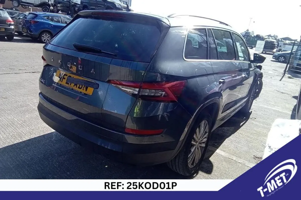 2021 SKODA KODIAQ BREAKING FOR PARTS - Image 3