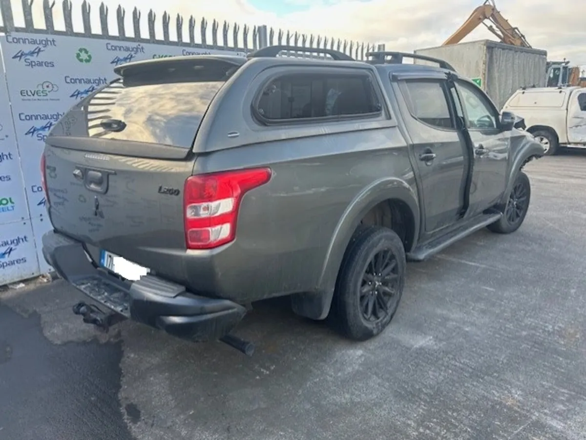 2017 MITSUBISHI L200 JUST IN FOR BREAKING - Image 3