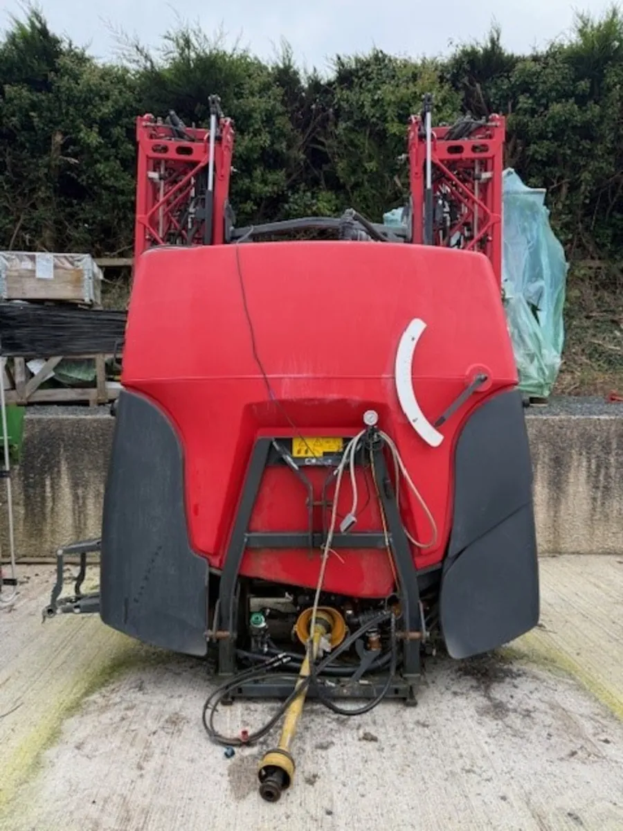 Used Kverneland Ixter A12  21m Hyd Folding Sprayer - Image 1