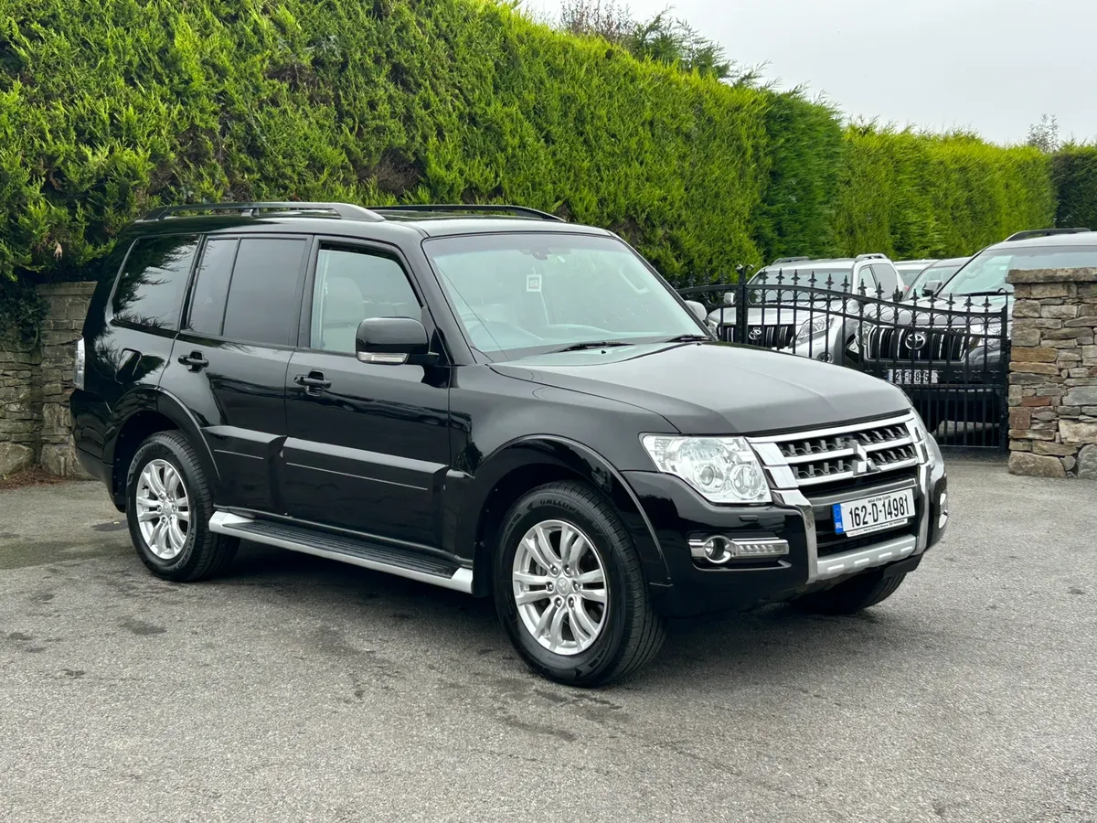 2016 Mitsubishi Pajero LWB Crew cab €333 - Image 1