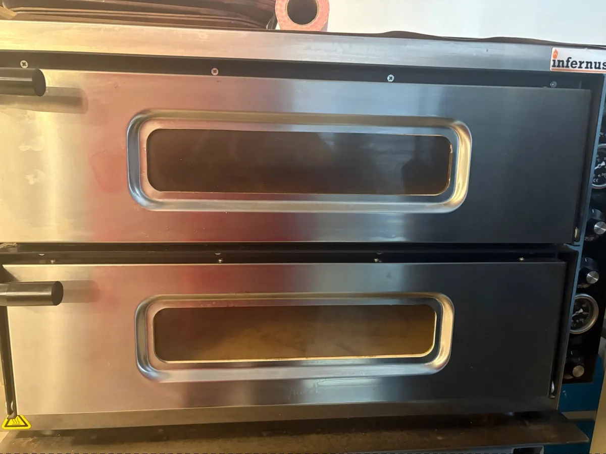 Pizza oven - Image 1