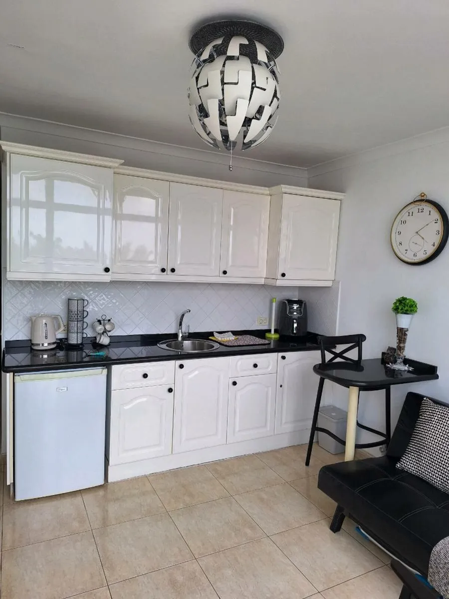 Apartment to let Puerto Del Carmen Lanzarote - Image 3