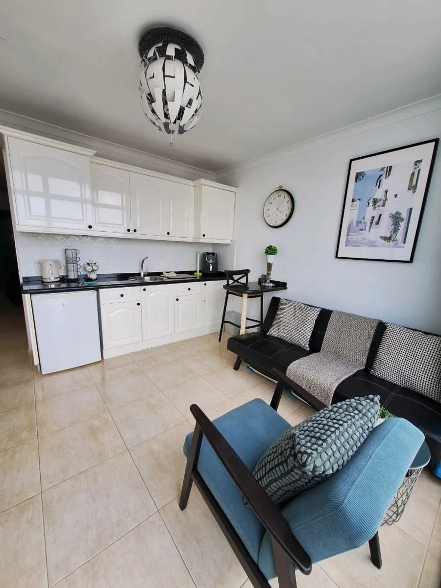 Apartment to let Puerto Del Carmen Lanzarote - Image 4