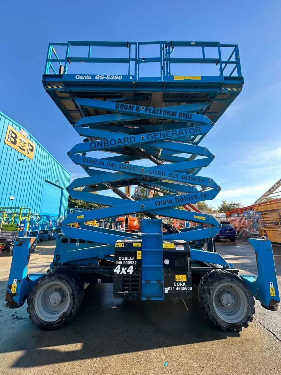 GENIE 5390RT DIESEL SCISSOR LIFT - Image 2