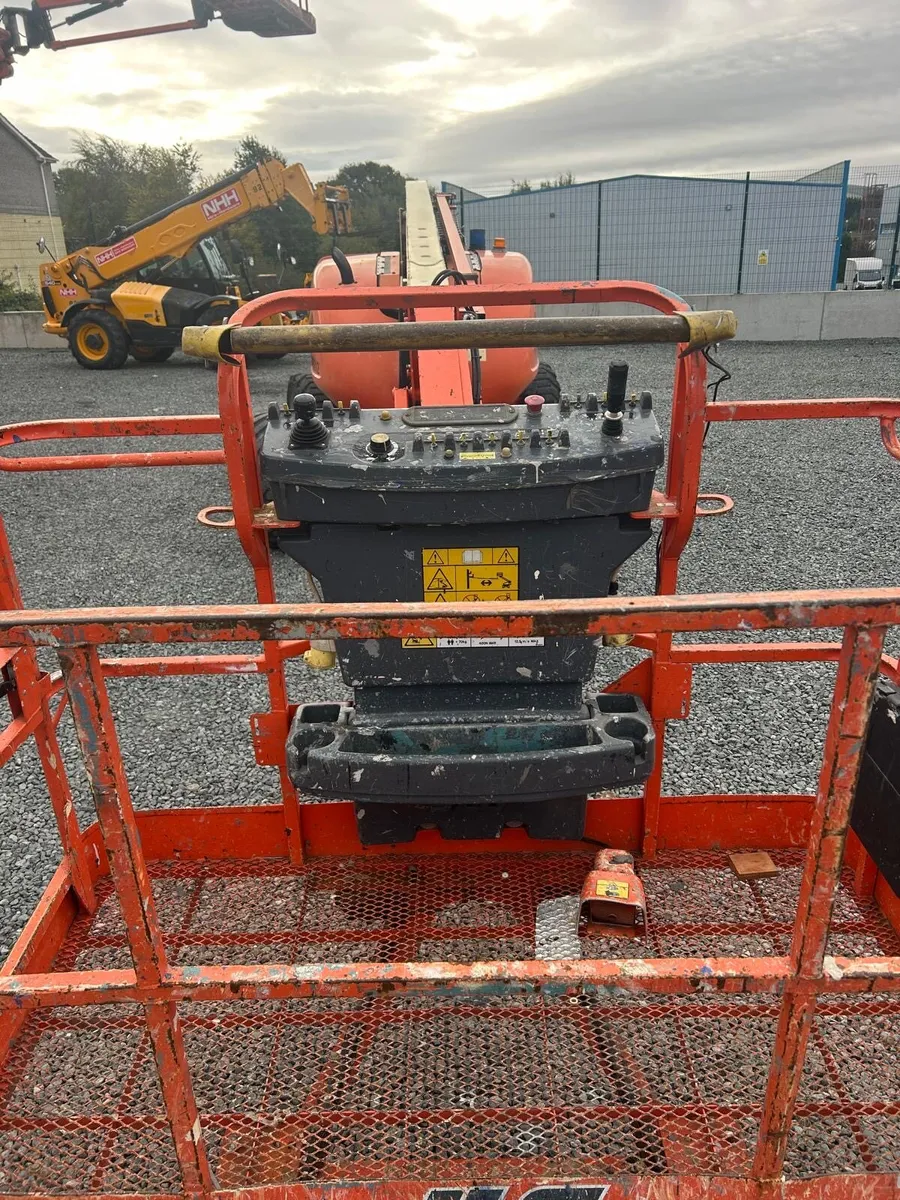 JLG 60FT BOOM LIFT - Image 4