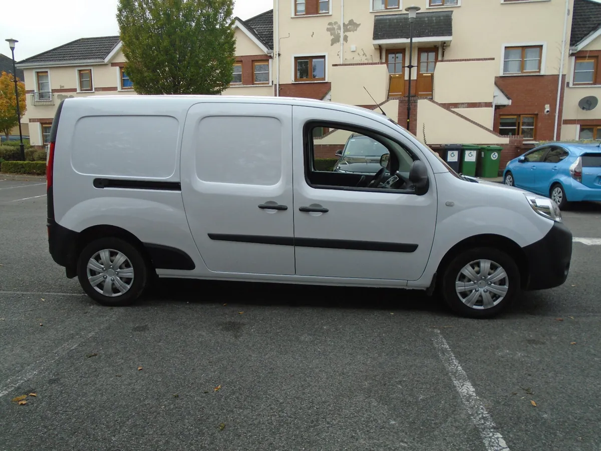 Renault Kangoo,One owner,Total price 8950 - Image 2