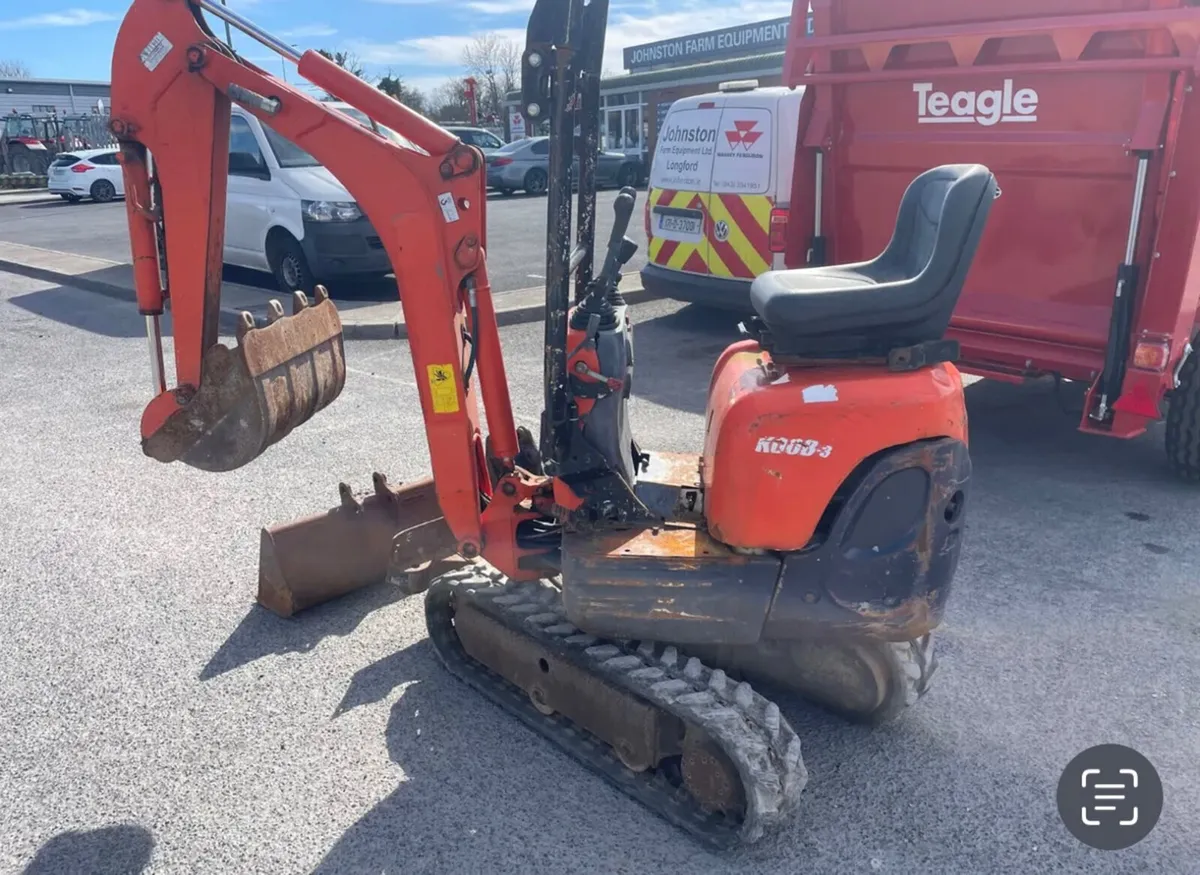 Kubota Mini Digger - Image 2