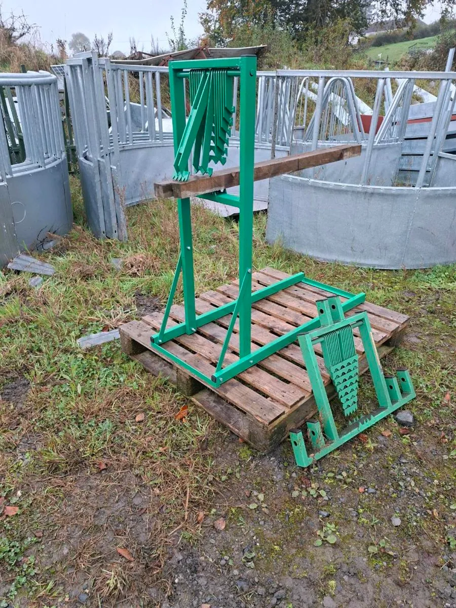 Timber Croc Log Holder - Image 3