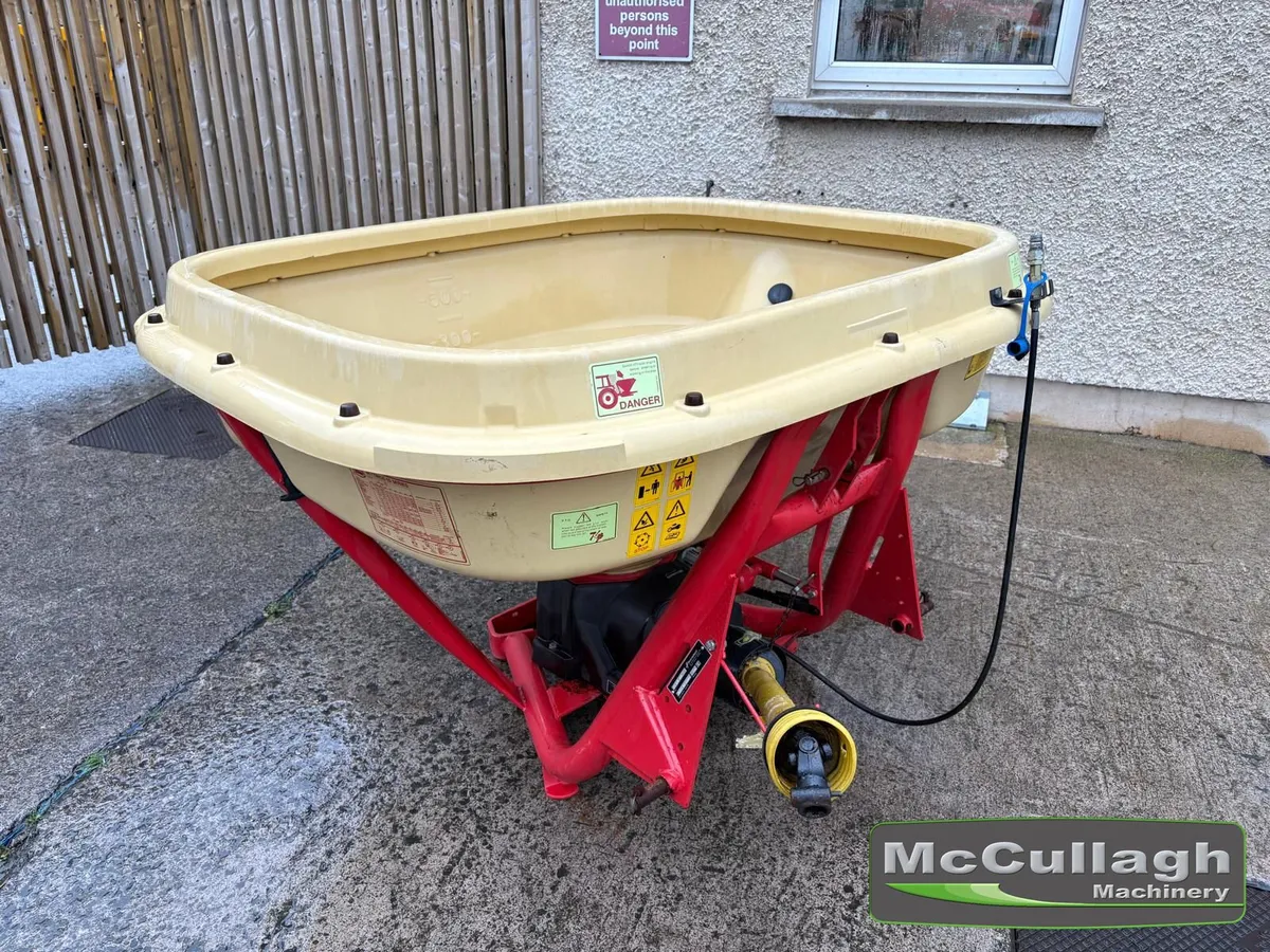 Used Vicon 954 Fertiliser Sower - Image 4