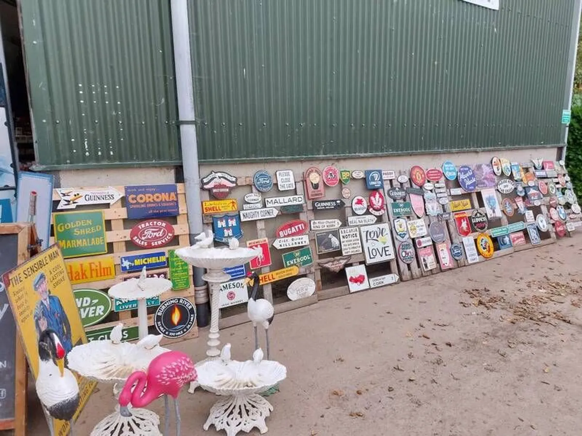 Large collection available - Image 3