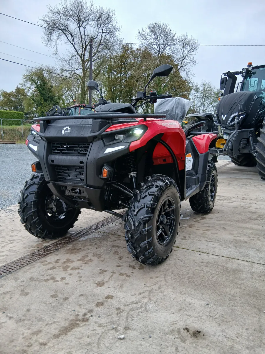 Can-am Outlander 700 - Image 1