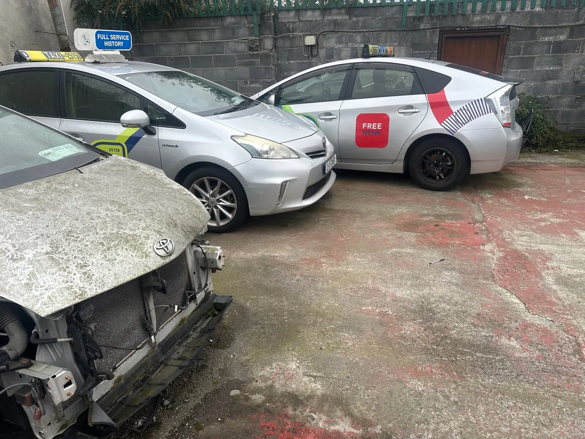 Prius for parts - Image 1