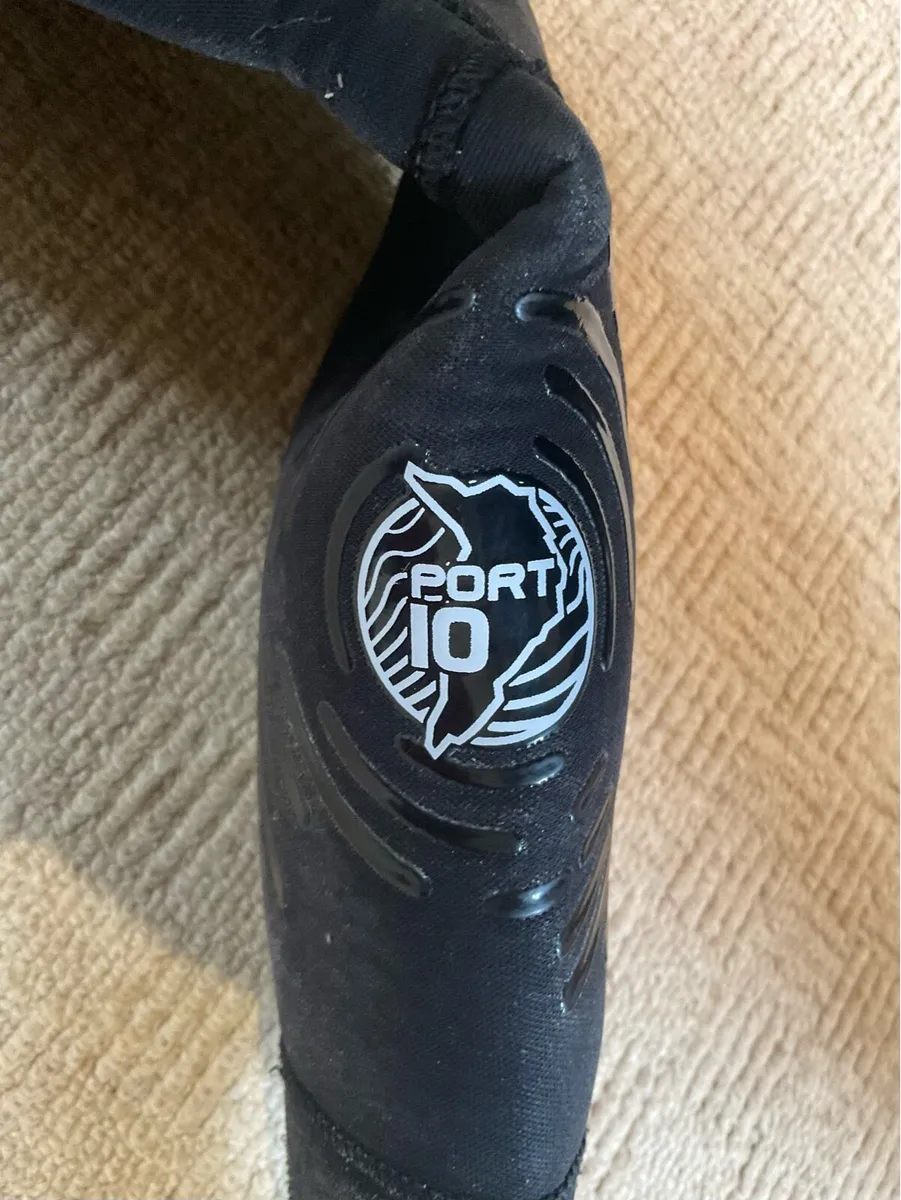 O’Three Drysuit Size ML - Image 3