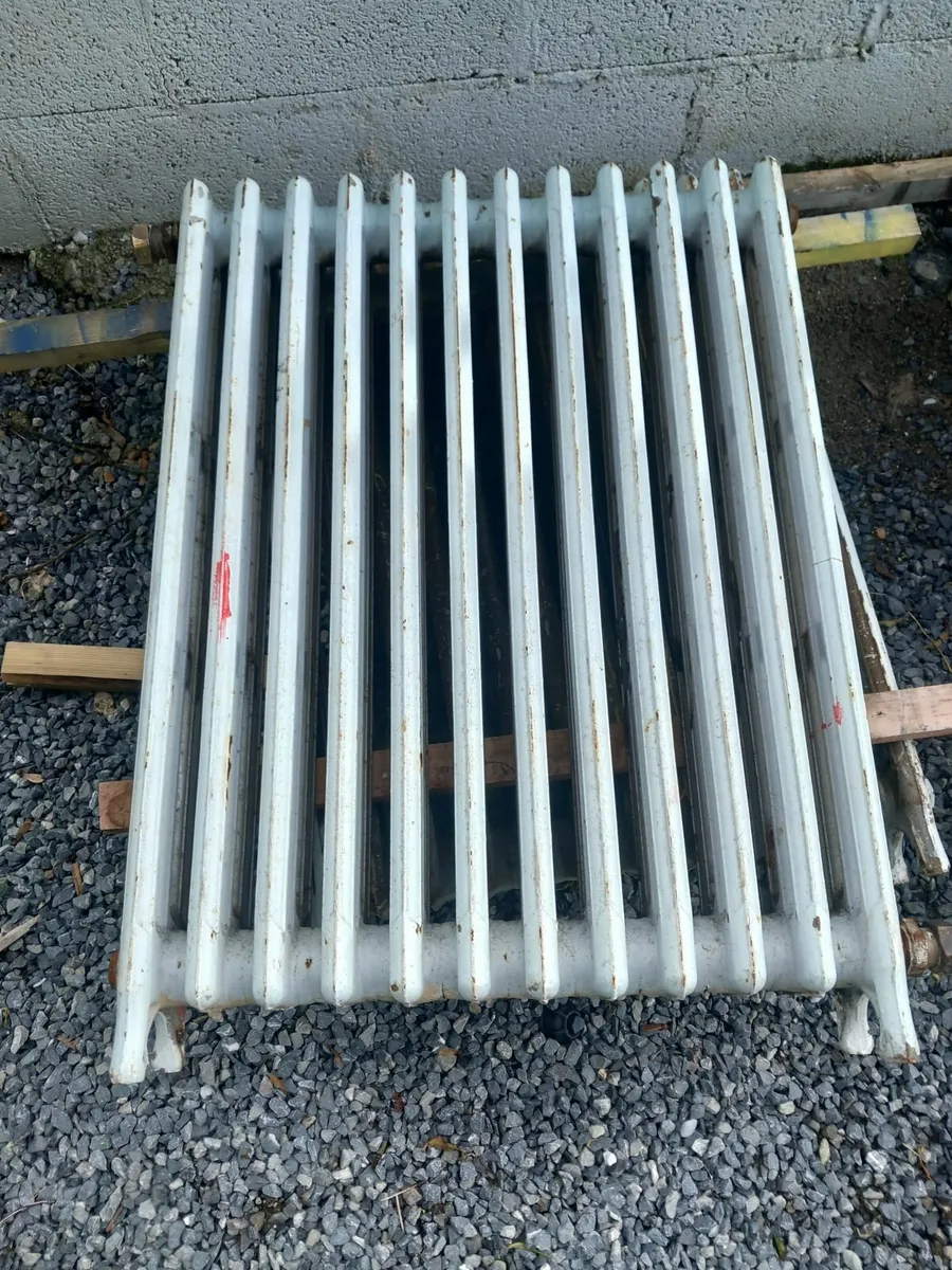 Cast iron radiators - Image 2