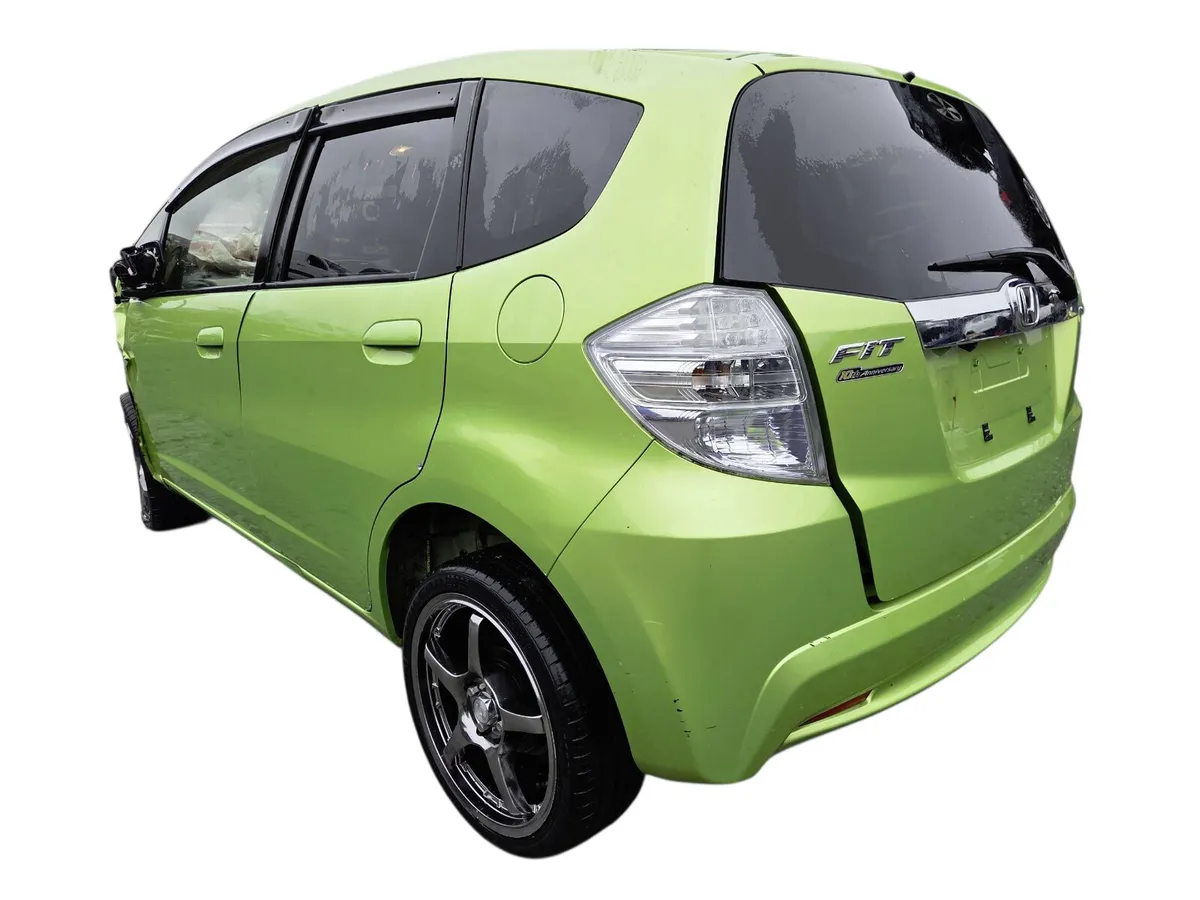 2012 HONDA FIT For Breaking/Dismantling - Image 4