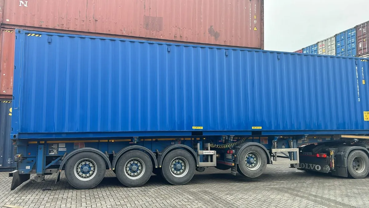 NEW BLUE 40FT HIGH CUBE CONTAINERS - Image 4