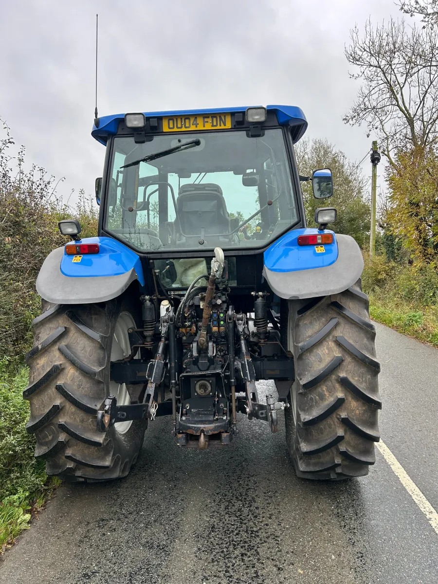 New Holland TM120 - Image 4
