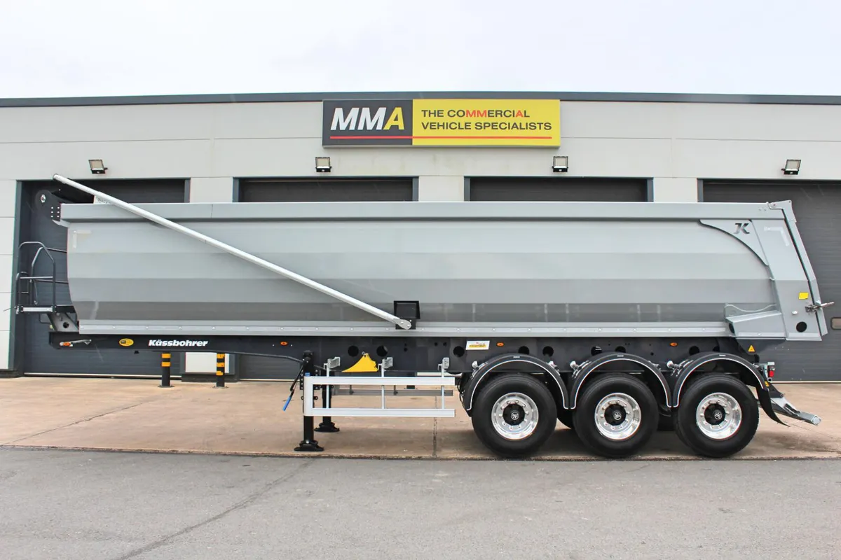 2025 KÄSSBOHRER 3 AXLE TIPPING TRAILER - Image 3
