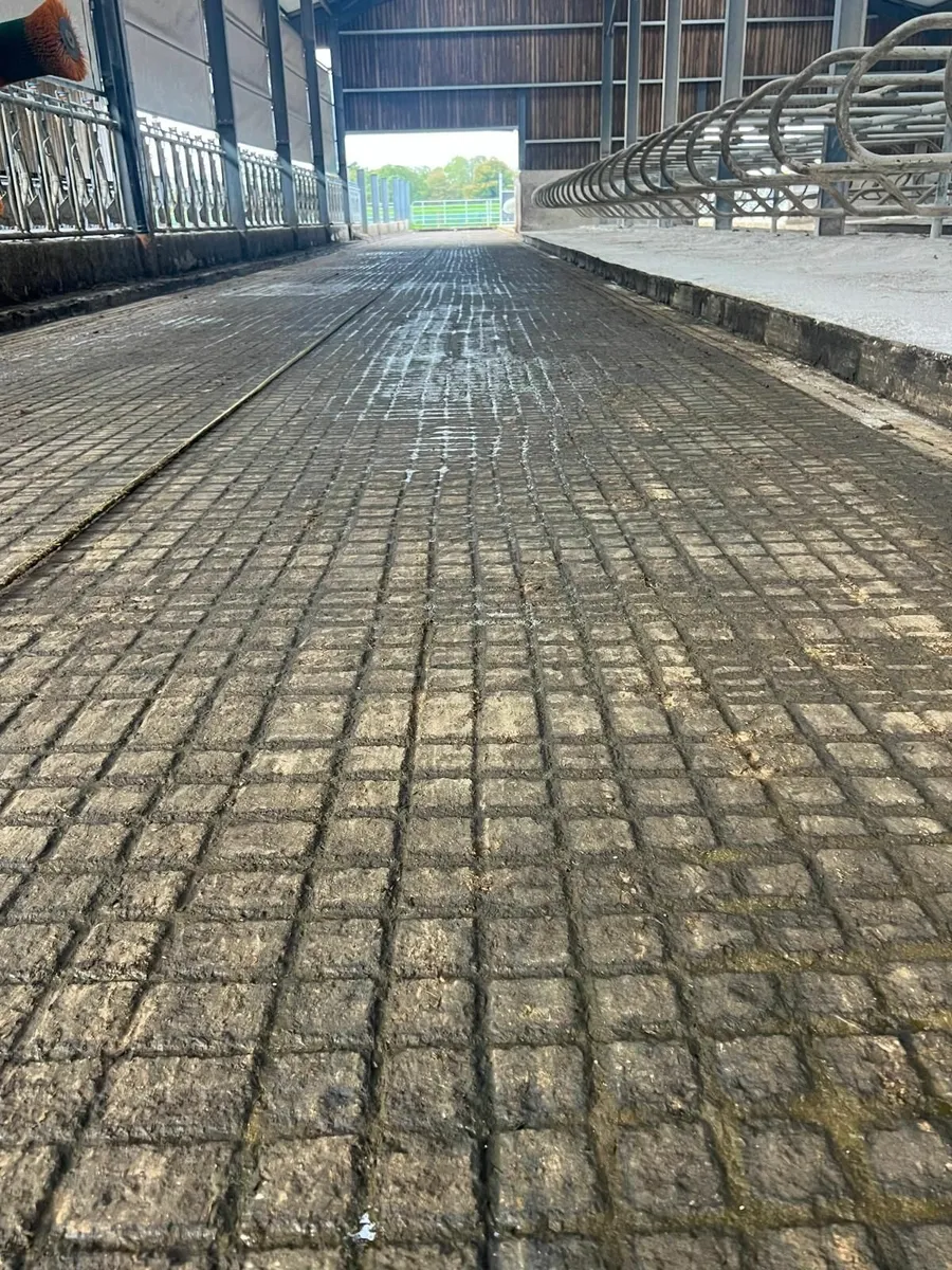 Concrete Grooving & Diamond Slat Cutting - Image 4