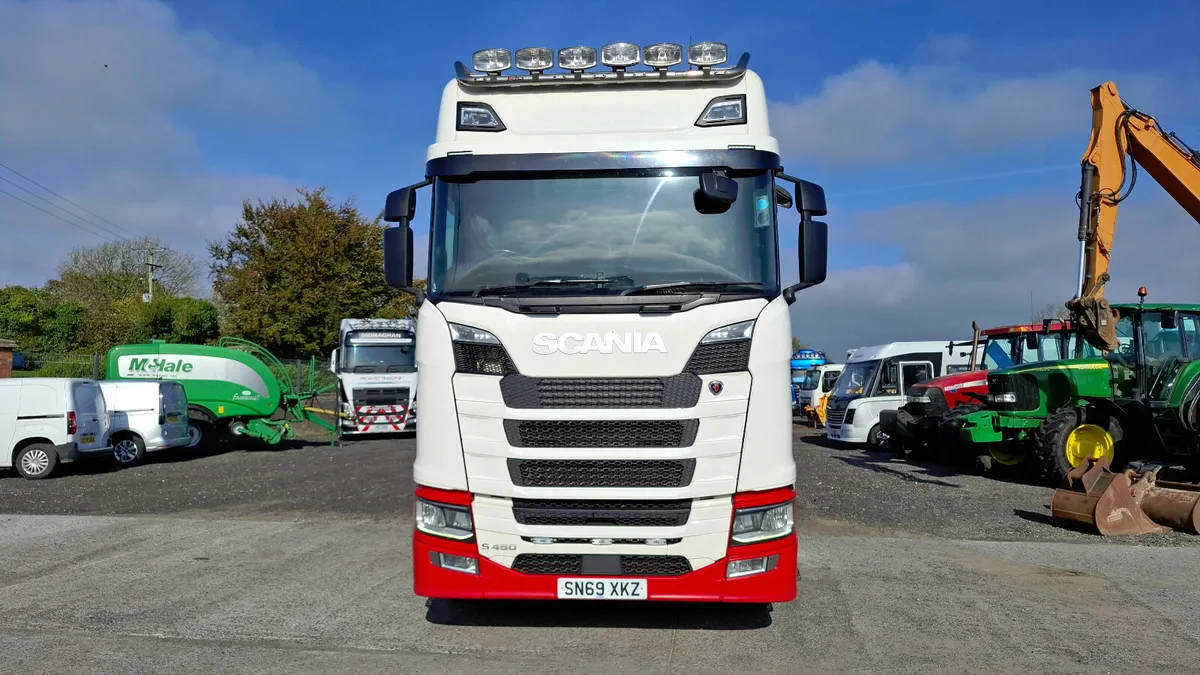 2019 Scania S450 , 6x2 Tractor Unit - Image 2