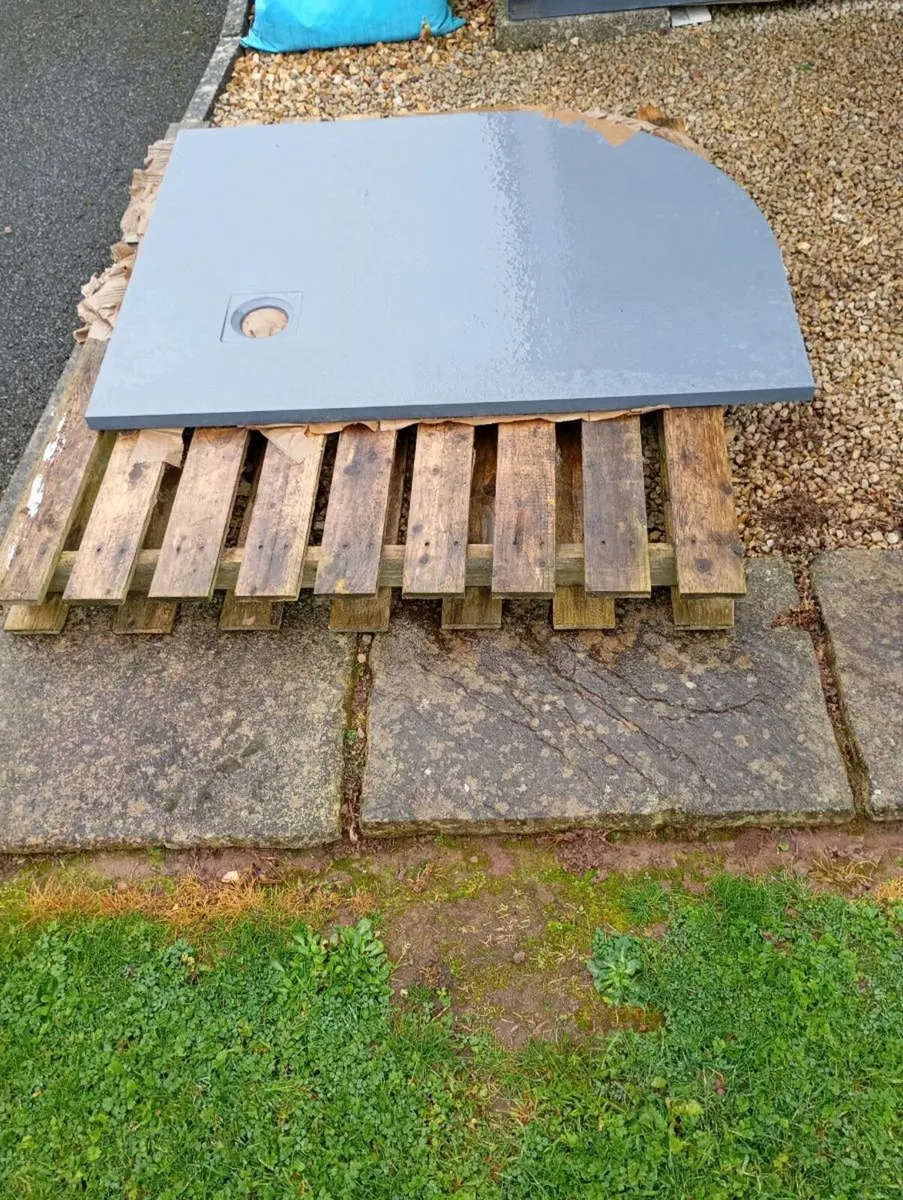 Shower tray - Image 2