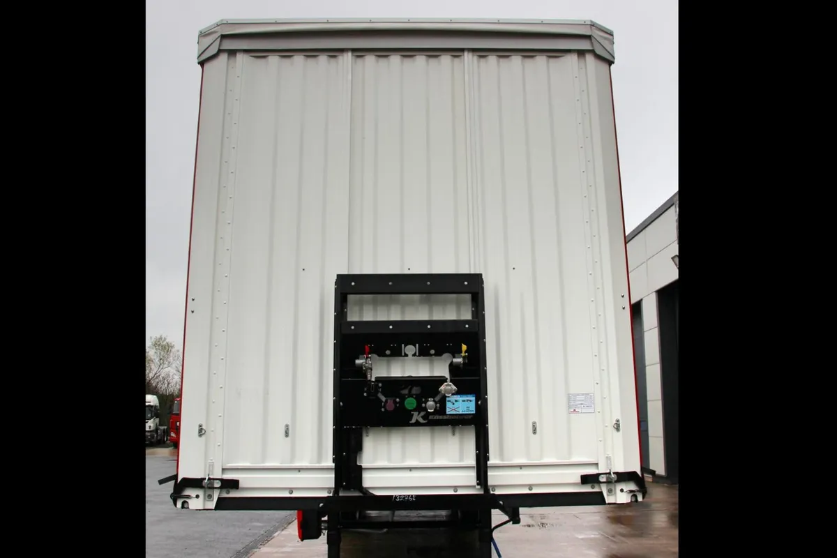 2025 KÄSSBOHRER 3 AXLE EUROLINER CURTAINSIDER - Image 2