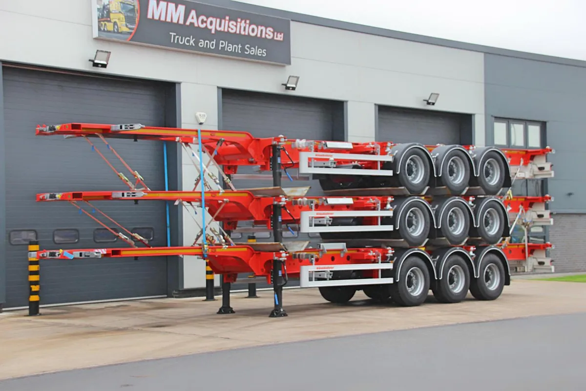 2025 KÄSSBOHRER TRI AXLE SKELETAL TRAILER - Image 1