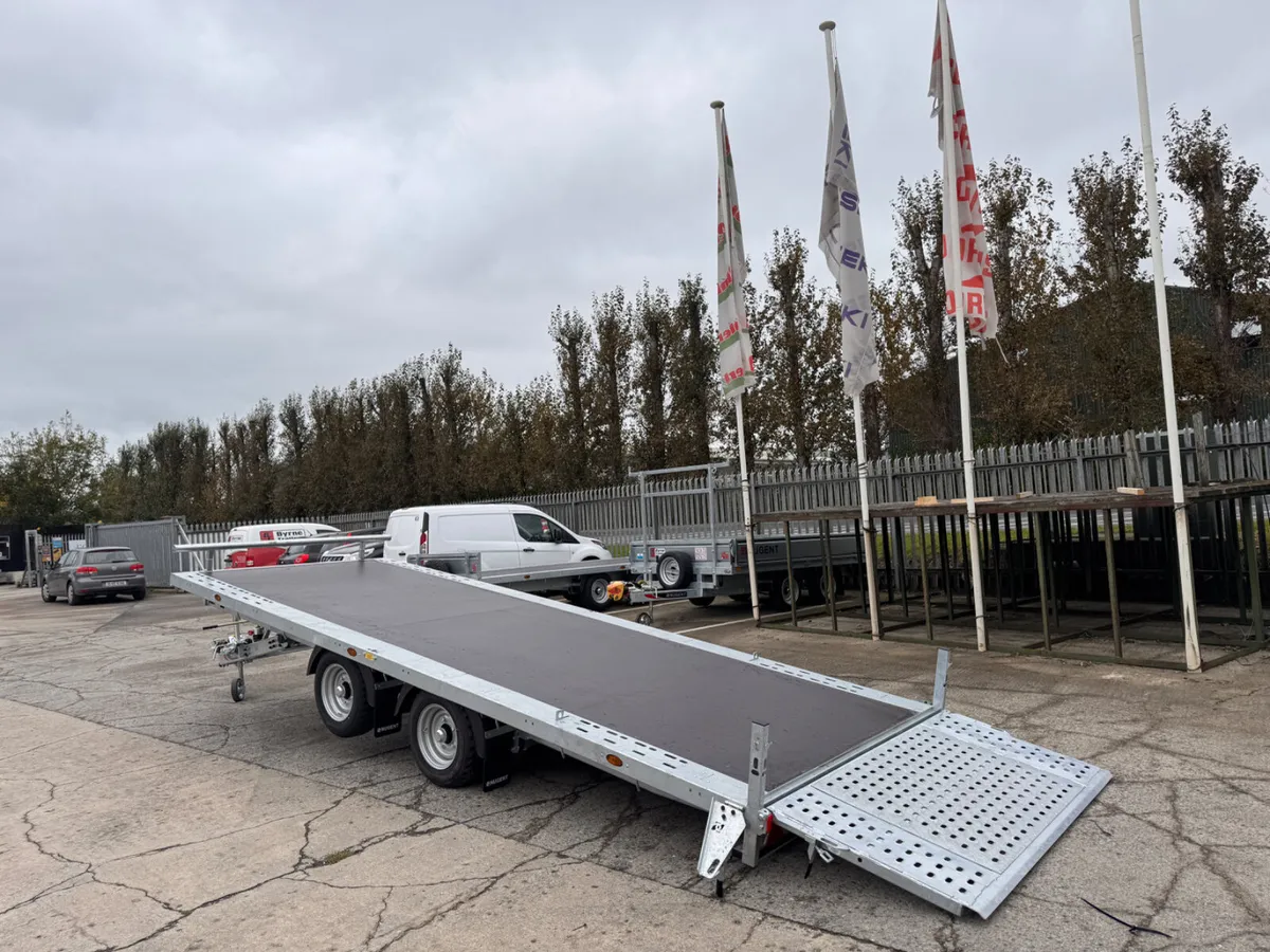 New Nugent 18x6’7 Tiltbed - Image 1